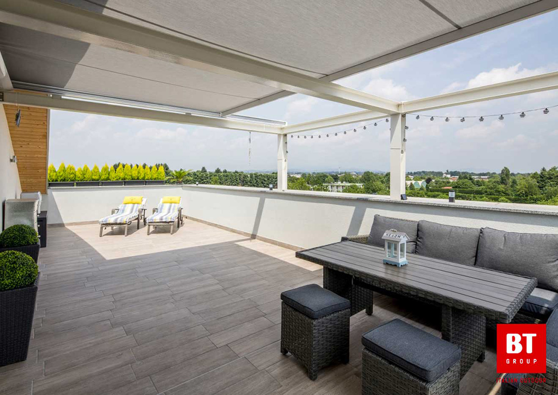 BT Group | Tenda da sole a guide laterali 