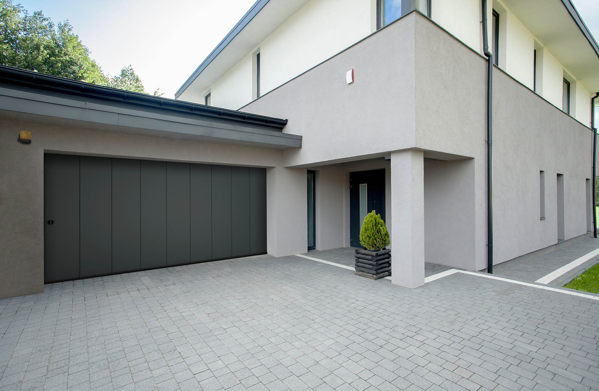GO Italia | Portoni sezionali per garage residenziali